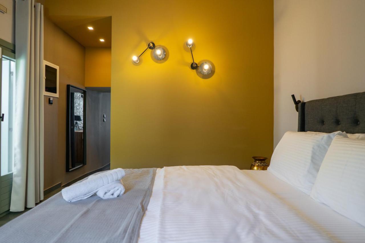 Villa Seafront Karma Luxury - An Escape From Reality à Kato Gatzea Extérieur photo