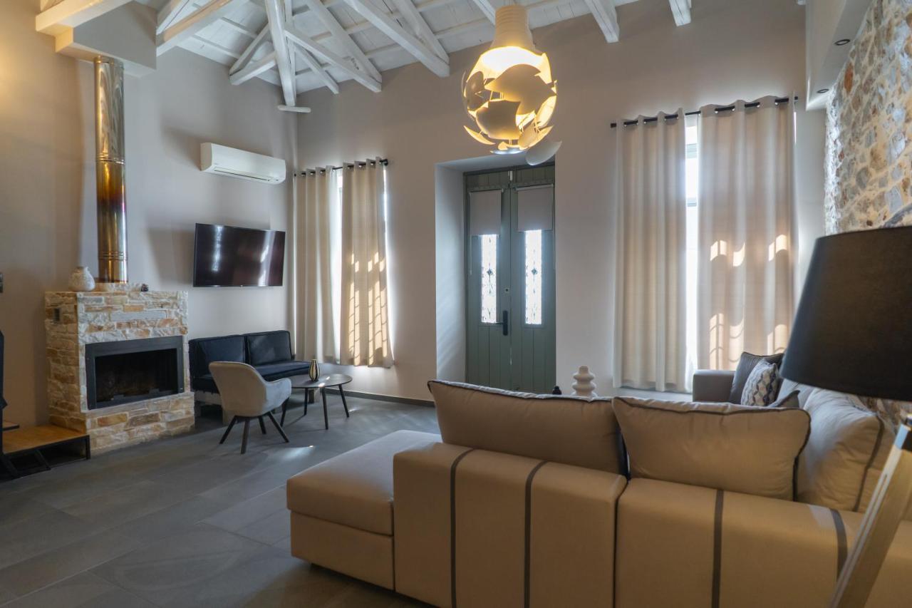 Villa Seafront Karma Luxury - An Escape From Reality à Kato Gatzea Extérieur photo
