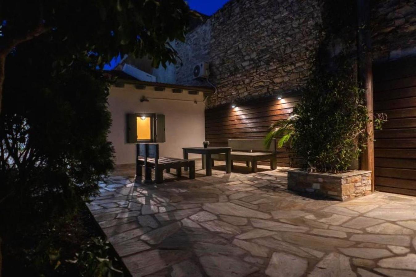 Villa Seafront Karma Luxury - An Escape From Reality à Kato Gatzea Extérieur photo